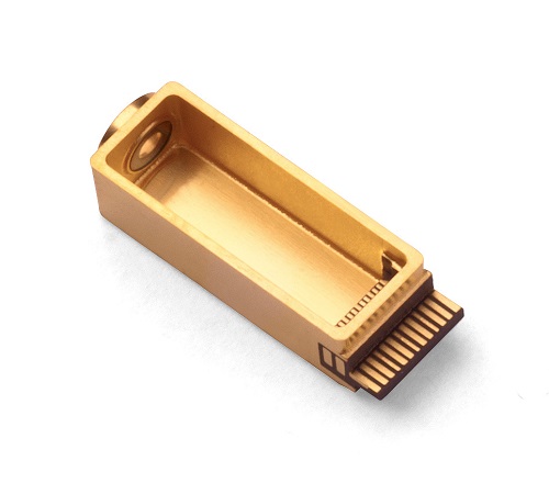 FO 3 Optoelectronic Semiconductor Package with Ceramic Feedthrough