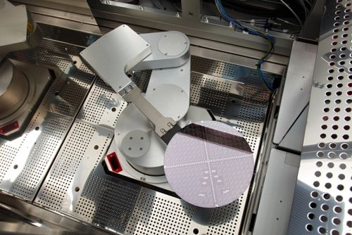 MA200Gen3_Robot MA200 Mask Aligner and Robot Handler with Wafer