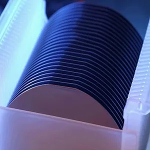 Oxidised Semiconductor Wafers